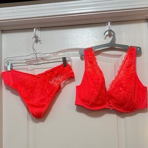 Lane Bryant Caciqe High apex plunge bra lightly lined underwire thong SZ 18/20